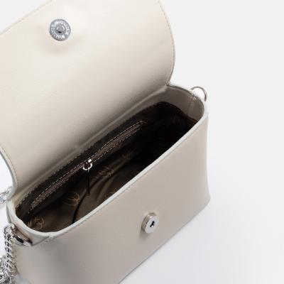 White Buffalo Product - بند بلند دارد<br>طول 19cm<br>ارتفاع 12cm<br>عمق 10cm<br> - Milky - 5