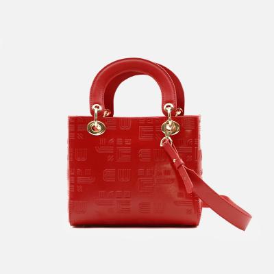White Buffalo Product - بند بلند دارد<br>طول 21cm<br>ارتفاع 18cm<br>عمق 8cm<br> - Red - 2
