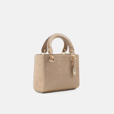 White Buffalo Product - بند بلند دارد<br>طول 19cm<br>ارتفاع 15cm<br>عمق 7cm<br> - Khaki Cream - 5