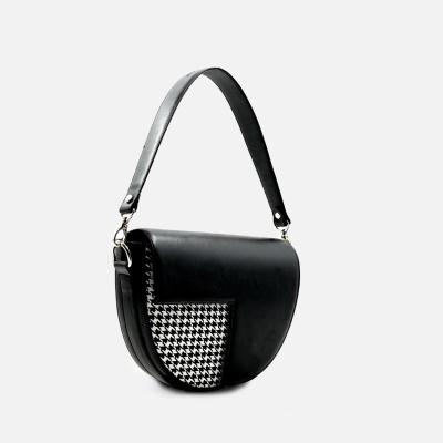 White Buffalo Product - بند بلند دارد<br>طول 23cm<br>ارتفاع 18cm<br>عمق 5cm<br> - White - Black - 5