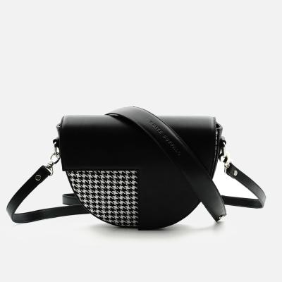 White Buffalo Product - بند بلند دارد<br>طول 23cm<br>ارتفاع 18cm<br>عمق 5cm<br> - White - Black - 8
