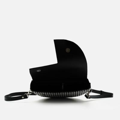White Buffalo Product - بند بلند دارد<br>طول 23cm<br>ارتفاع 18cm<br>عمق 5cm<br> - White - Black - 9