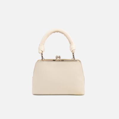 White Buffalo Product - بند بلند دارد<br>طول 20cm<br>ارتفاع 13cm<br>عمق 7cm<br> - Milky - 4