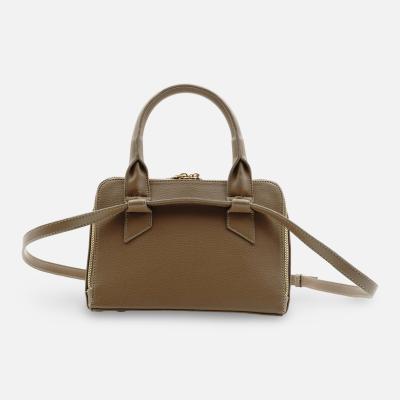 White Buffalo Product - بند بلند دارد<br>طول 22cm<br>ارتفاع 15cm<br>عمق 9cm<br> - Dark Cream - 2