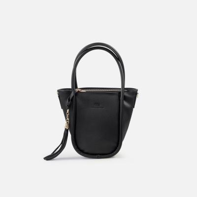 White Buffalo Product - بند بلند دارد<br>طول 15cm<br>ارتفاع 20cm<br>عمق 10cm<br> - Black - 4