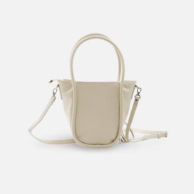 White Buffalo Product - بند بلند دارد<br>طول 15cm<br>ارتفاع 20cm<br>عمق 10cm<br> - Milky - 3