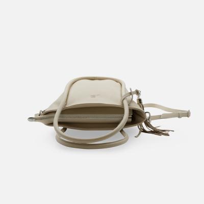 White Buffalo Product - بند بلند دارد<br>طول 15cm<br>ارتفاع 20cm<br>عمق 10cm<br> - Milky - 4