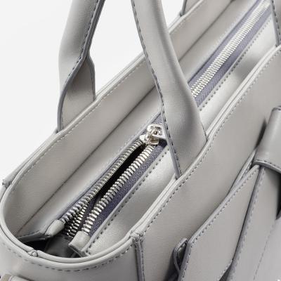 White Buffalo Product - بند بلند دارد<br>طول 25cm<br>ارتفاع 20cm<br>عمق 11cm<br> - Light Gray - 1