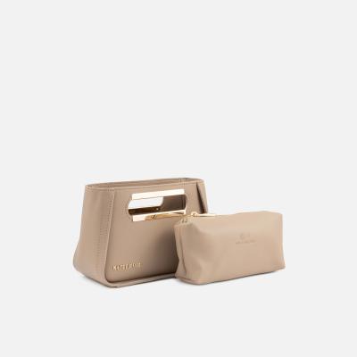 White Buffalo Product - بند بلند دارد<br>طول 20cm<br>ارتفاع 13cm<br>عمق 9cm<br> - Dark Cream - 4