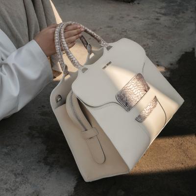White Buffalo Product - بند بلند دارد<br>طول 35cm<br>ارتفاع 25cm<br>عمق 15<br> - Milky - Snake Skin - 2
