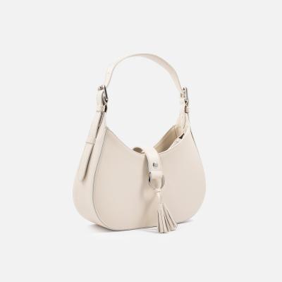 White Buffalo Product - طول 25cm<br>ارتفاع 12cm<br>عمق 6cm<br> - Milky - 4