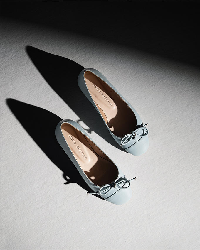 White Buffalo Leather Shoes and Bags - کیف و کفش چرم بوفالو سفید Flat Shoes